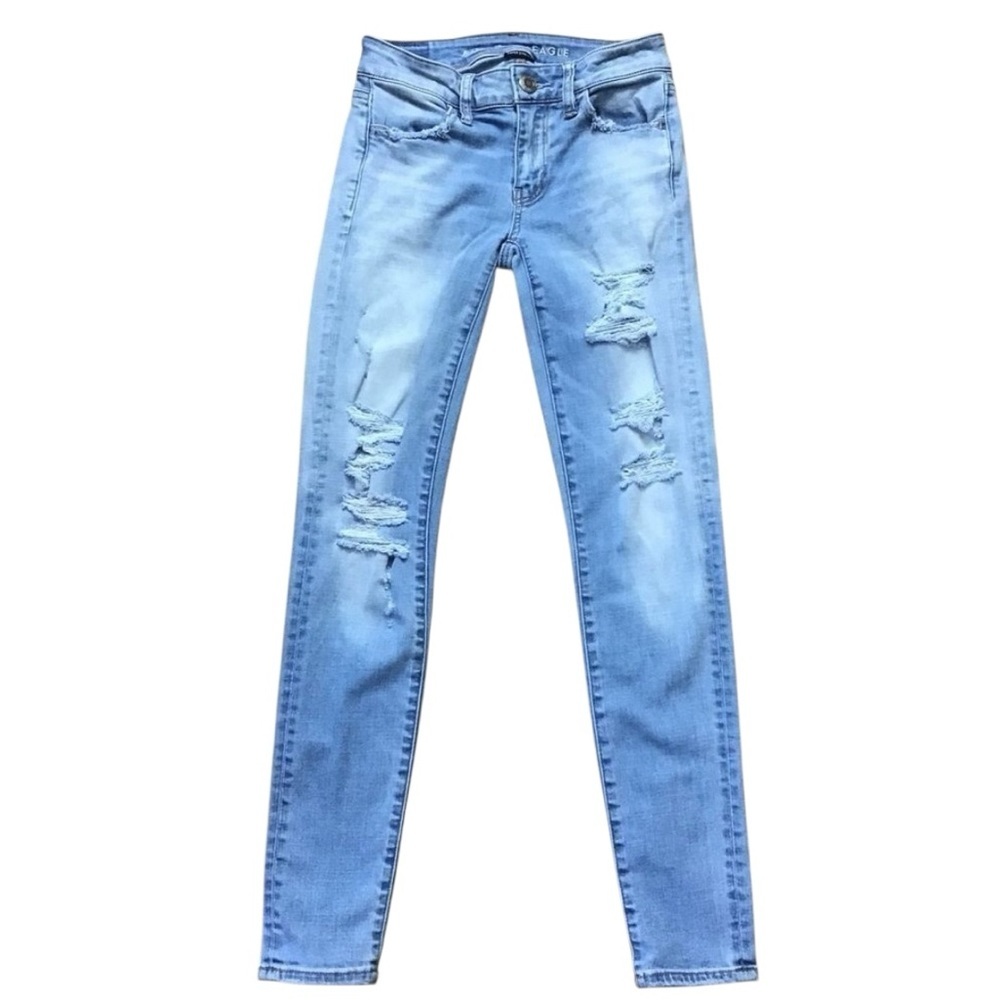 Aeo ripped jeggings jeans light blue distressed soft stretchy jeans size 0 cool